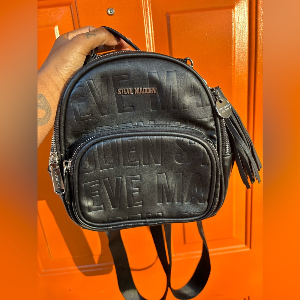 Steve Madden mini